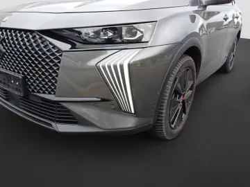 DS DS7 Crossback DS7 Performance Line