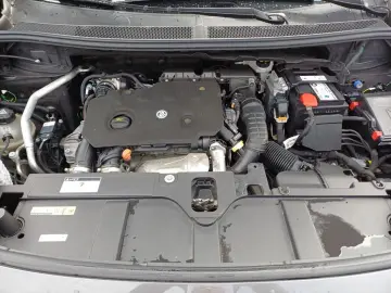 DS DS7 Crossback Opera