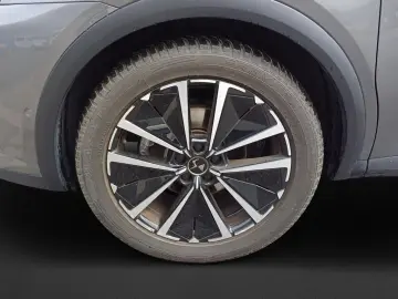 DS DS7 Crossback Opera