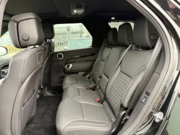 LAND ROVER Discovery 5 R-Dynamic HSE P360 AWD
