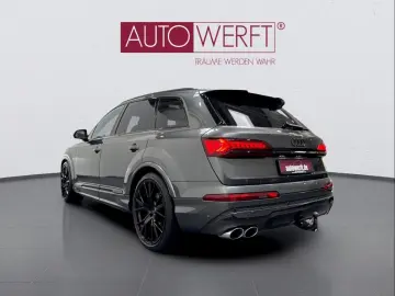 AUDI SQ7 4.0 TFSI BLACK 7SITZER MATRIX 360 HEAD SOFT