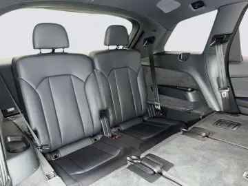AUDI SQ7 4.0 TFSI BLACK 7SITZER MATRIX 360 HEAD SOFT