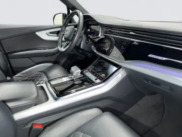 AUDI SQ7 4.0 TFSI BLACK 7SITZER MATRIX 360 HEAD SOFT