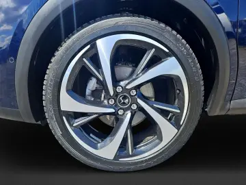 DS DS7 Crossback Opera