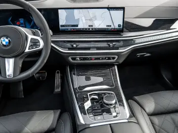 BMW X5 xDrive30d M Sport HUD PANO ACC AHK 360 KAM