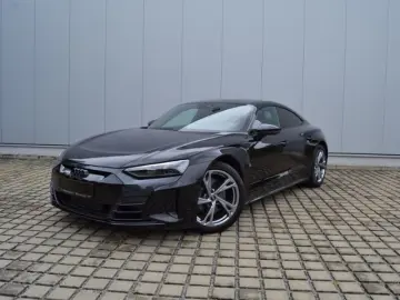 AUDI e-tron GT quattro