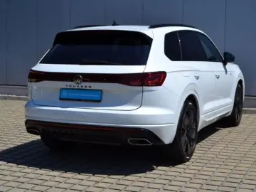 VW Touareg 3.0 V6 TDI 286 PS 4M R-Line BLACK-STYLE