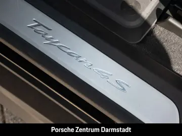 PORSCHE Taycan 4S Nachtsicht HA-Lenkung Head-Up 20-Zoll