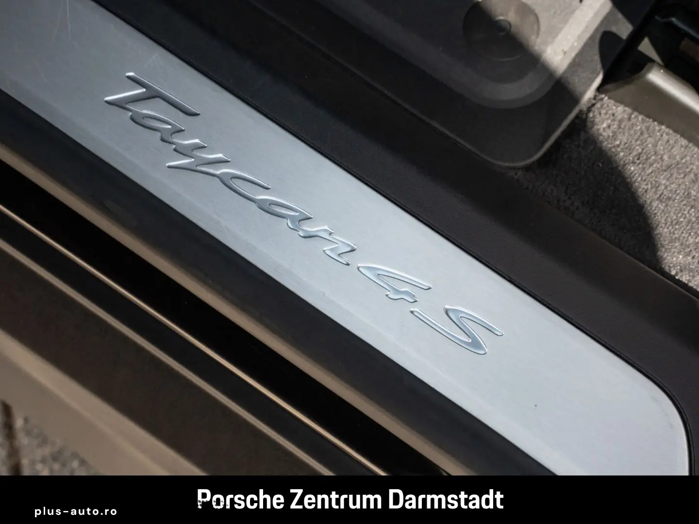 PORSCHE Taycan 4S Nachtsicht HA-Lenkung Head-Up 20-Zoll