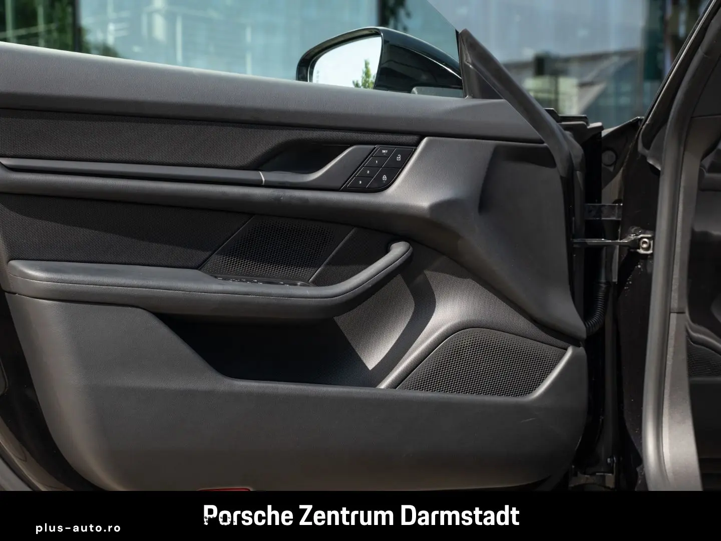 PORSCHE Taycan 4S Nachtsicht HA-Lenkung Head-Up 20-Zoll