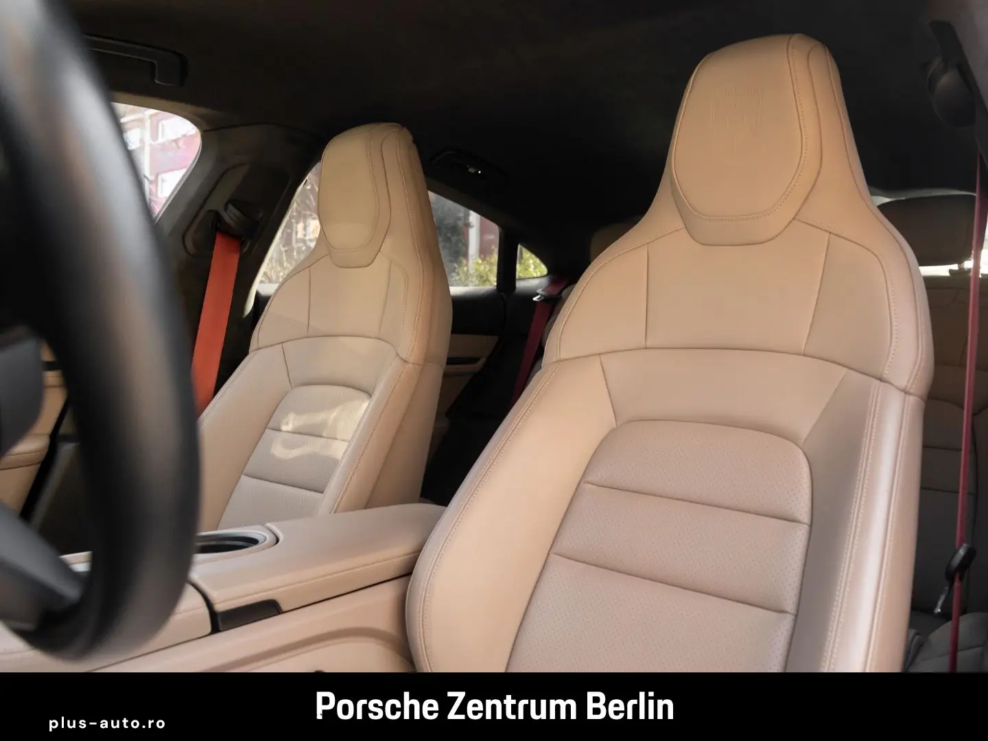 PORSCHE Taycan Luftfederung 21-Zoll Rückfahrkamera LED