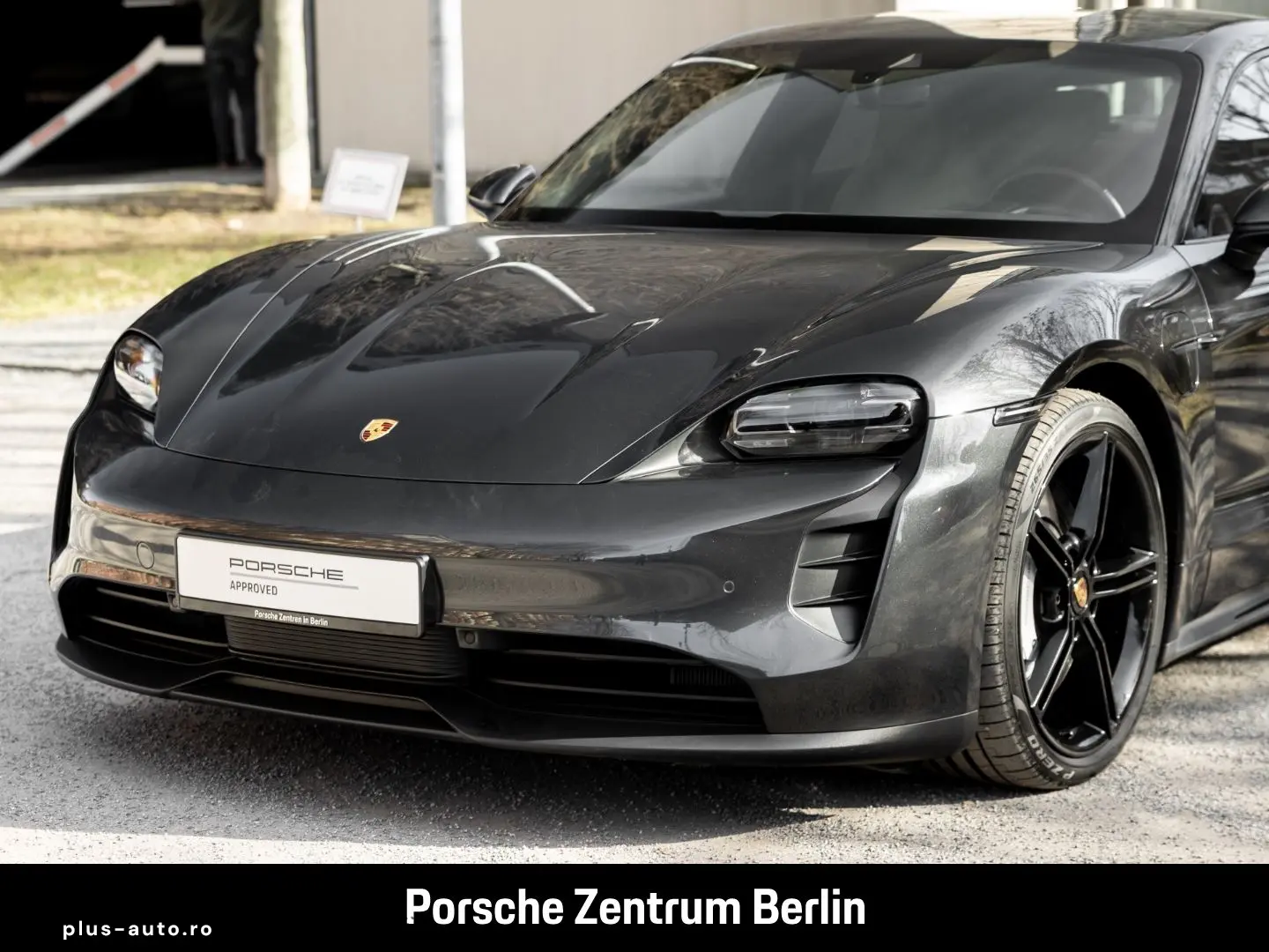 PORSCHE Taycan Luftfederung 21-Zoll Rückfahrkamera LED