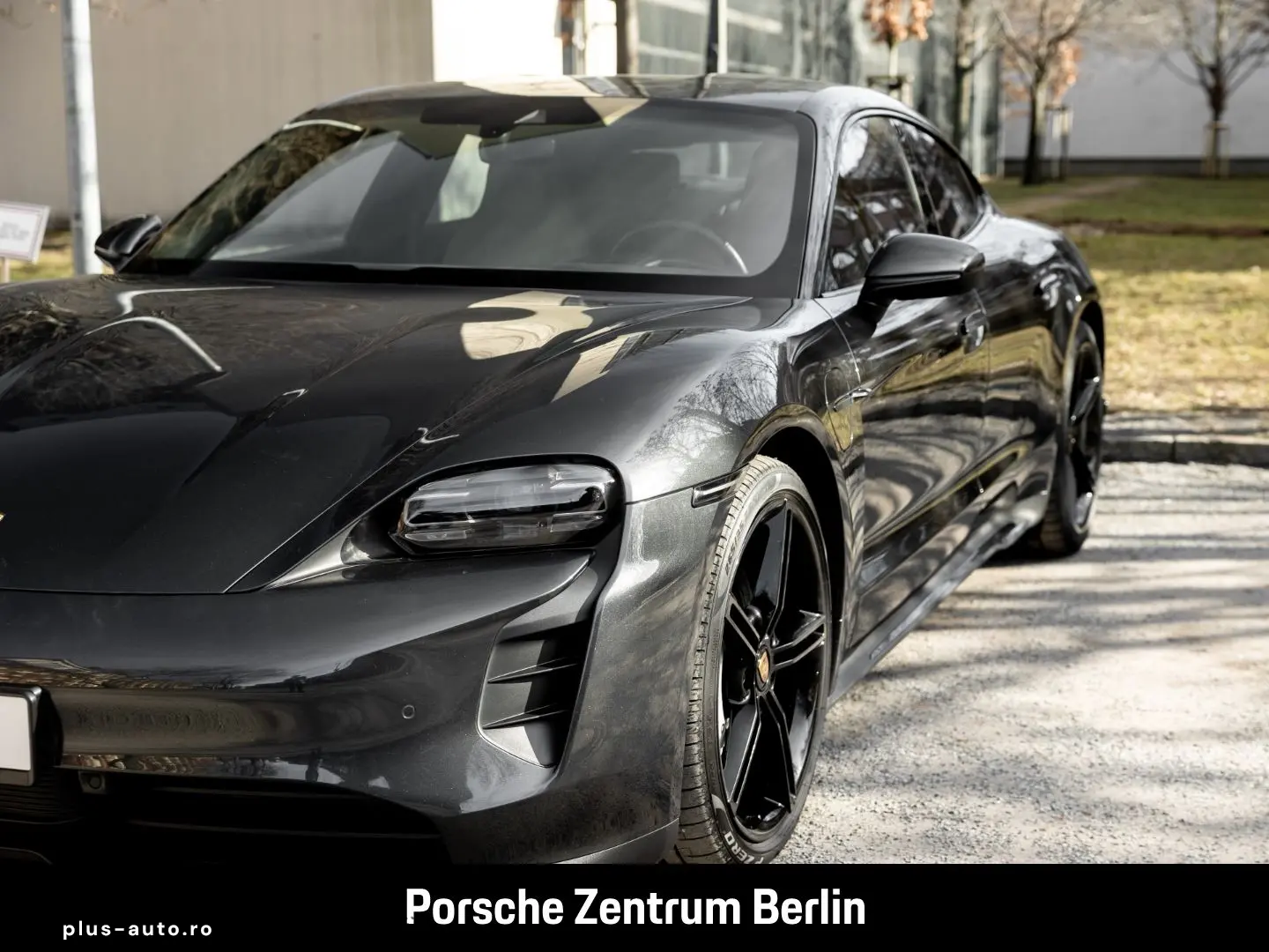 PORSCHE Taycan Luftfederung 21-Zoll Rückfahrkamera LED