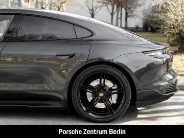 PORSCHE Taycan Luftfederung 21-Zoll Rückfahrkamera LED