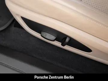 PORSCHE Taycan Luftfederung 21-Zoll Rückfahrkamera LED