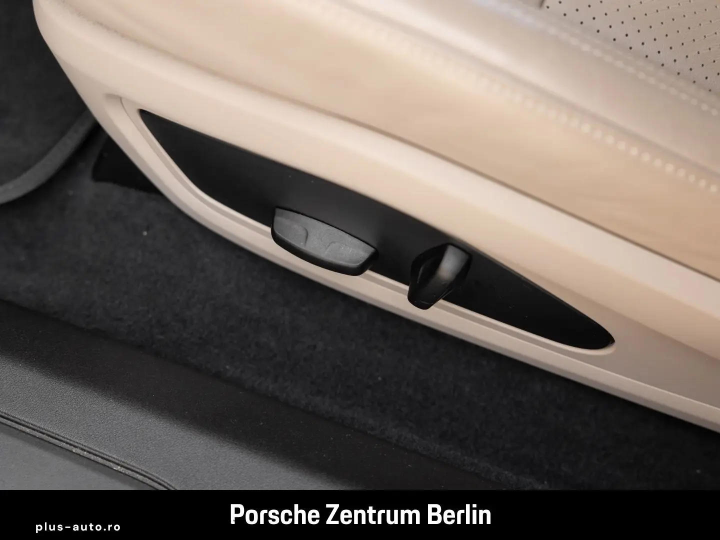PORSCHE Taycan Luftfederung 21-Zoll Rückfahrkamera LED