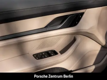 PORSCHE Taycan Luftfederung 21-Zoll Rückfahrkamera LED
