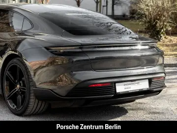 PORSCHE Taycan Luftfederung 21-Zoll Rückfahrkamera LED