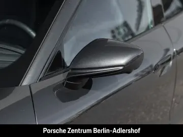 PORSCHE Taycan Surround-View BOSE Luftfederung 20-Zoll