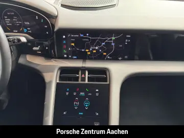 PORSCHE Taycan BOSE Head-Up Luftfederung Rückfahrkamera