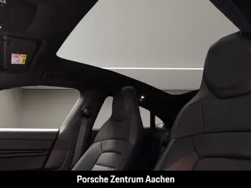 PORSCHE Taycan BOSE Head-Up Luftfederung Rückfahrkamera