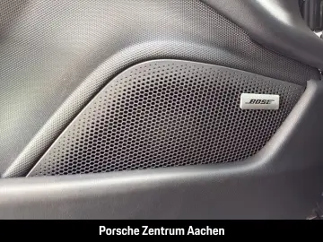 PORSCHE Taycan BOSE Head-Up Luftfederung Rückfahrkamera