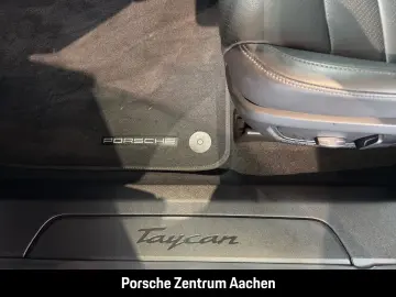 PORSCHE Taycan BOSE Head-Up Luftfederung Rückfahrkamera