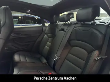 PORSCHE Taycan BOSE Head-Up Luftfederung Rückfahrkamera