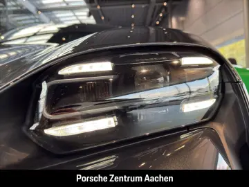 PORSCHE Taycan BOSE Head-Up Luftfederung Rückfahrkamera