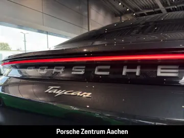 PORSCHE Taycan BOSE Head-Up Luftfederung Rückfahrkamera