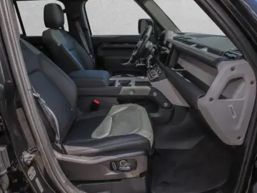 LAND ROVER Defender 130 D300 X-Dynamic SE 8-Sitze AHK HUD K