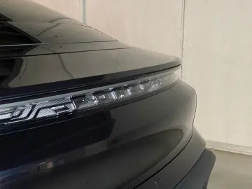 PORSCHE Taycan GTS   Komfortsitze 14-Wege   Massage