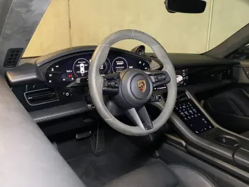 PORSCHE Taycan GTS   Komfortsitze 14-Wege   Massage