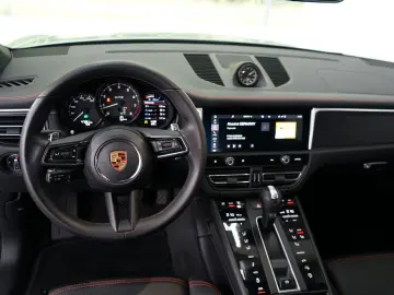 PORSCHE Macan GTS Facelift LUFT PANO BOSE 360 CAM 21z