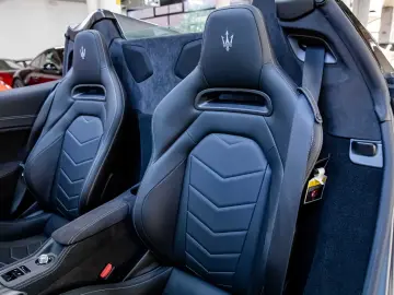MASERATI MC20 Cielo - 1 Owner - VAT - Carbon