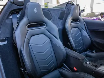 MASERATI MC20 Cielo - 1 Owner - VAT - Carbon