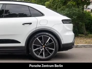 PORSCHE Macan 4 HA-Lenkung LED-Matrix Surround-View BOSE