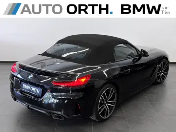BMW Z4 M40i   SCHWARZ SCHWARZ   LEDER HUD ACC h k
