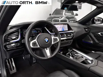BMW Z4 M40i   SCHWARZ SCHWARZ   LEDER HUD ACC h k