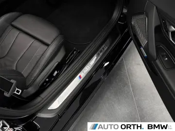 BMW Z4 M40i   SCHWARZ SCHWARZ   LEDER HUD ACC h k