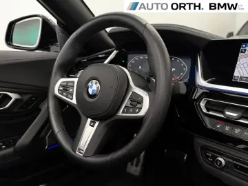 BMW Z4 M40i   SCHWARZ SCHWARZ   LEDER HUD ACC h k