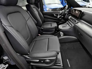 MERCEDES-BENZ V 300 d AVANTGARDE lang AMG