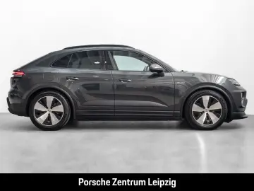 PORSCHE Macan 4 Leder Luftfederung ACC AHK 360Grad Panor