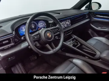 PORSCHE Macan 4 Leder Luftfederung ACC AHK 360Grad Panor