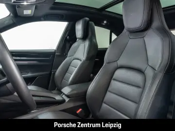 PORSCHE Macan 4 Leder Luftfederung ACC AHK 360Grad Panor