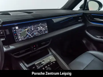 PORSCHE Macan 4 Leder Luftfederung ACC AHK 360Grad Panor
