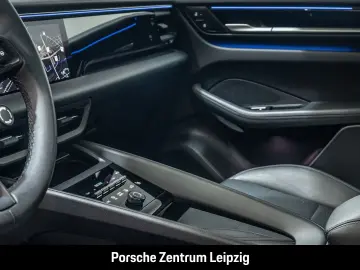 PORSCHE Macan 4 Leder Luftfederung ACC AHK 360Grad Panor
