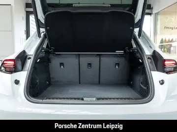 PORSCHE Macan OffroadDesign PASM ACC Bose 360Grad 21Zoll