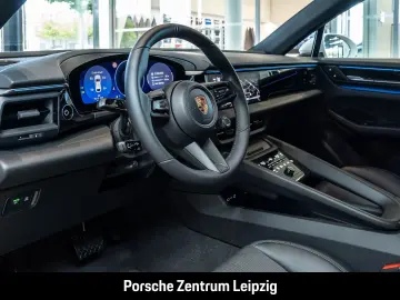 PORSCHE Macan OffroadDesign PASM ACC Bose 360Grad 21Zoll