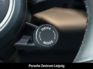 PORSCHE Macan OffroadDesign PASM ACC Bose 360Grad 21Zoll